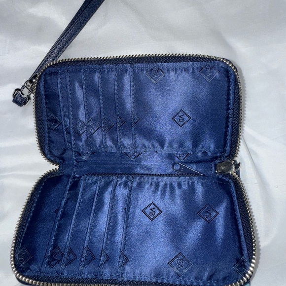 Vera Bradley Blue and White Clutch Wristlet - Picture 3 of 9